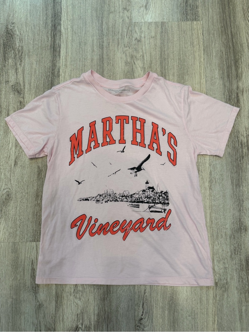 Grayson Threads Small Martha’s Vineyard Pink Graphic Tee Coastal Preppy